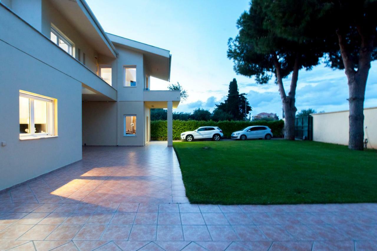 Vila Nikopolis Preveza Exteriör bild