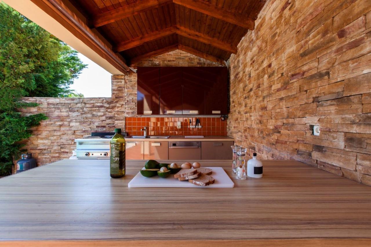 Vila Nikopolis Preveza Exteriör bild